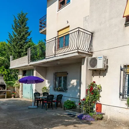 Milena Appartement *